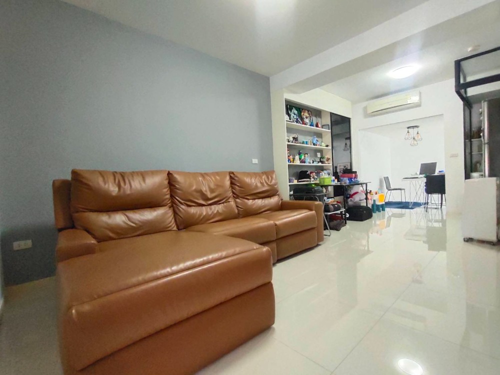 ขาวทาวน์โฮม 3 ชั้น บ้านใหม่ 2 พุทธบูชา แต่งสวย พร้อมอยู่ – รูปที่ 4