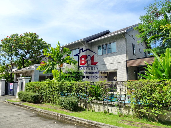 The Metro Perfect Masterpiece Rama9 Motorway for Sale