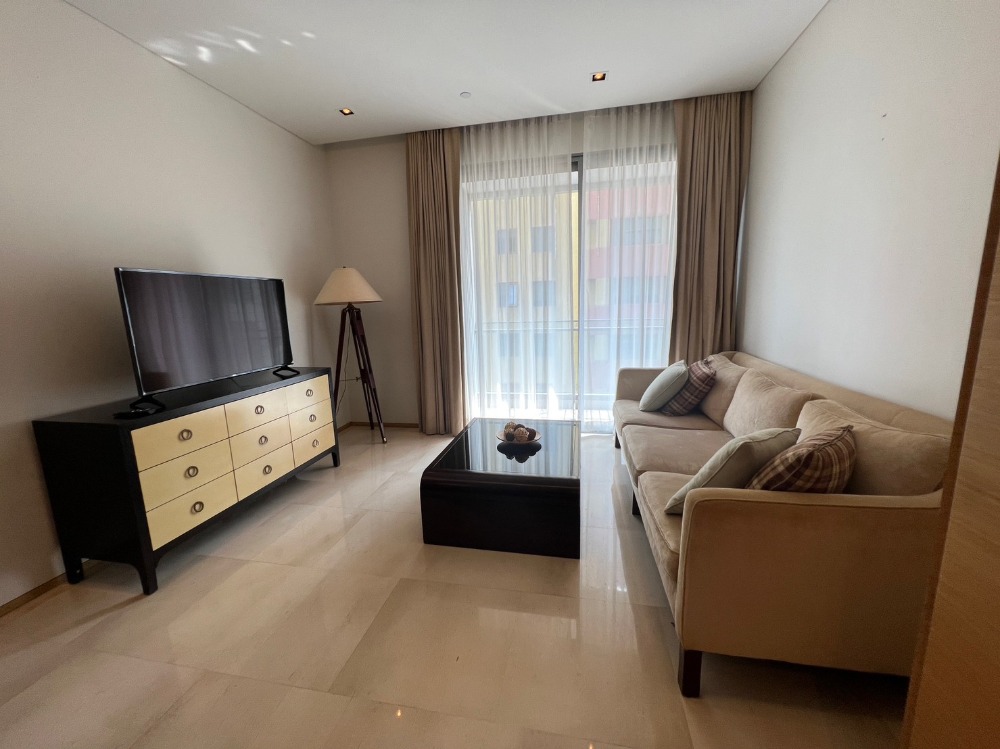 ให้เช่า คอนโดศาลาแดงเรสซิเดนเซส(Saladaeng Residences Saladaeng soi 1) ขนาด 61 ตร.ม. 1 ห้องนอน 1 ห้องน้ำ ใกล้ MRT สีลม และ BTS ศาลาแดง 💥💥 – รูปที่ 2