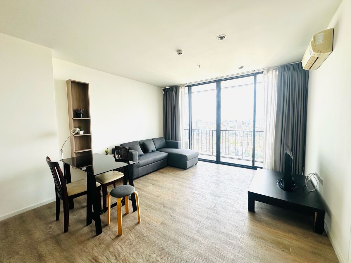 Sale 📌📌📌 1 Bed 52 ตรม ราคาดีมากกก 5.2 ล้าน The Issara Ladprao Sale 📌📌📌 1 Bed 52 ตรม ราคาดีมากกก 5.2 ล้าน The Issara Ladprao
