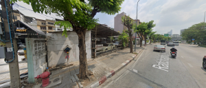 Land for sale, 262 sq m, on the main road, Krung Thonburi, Wong Wian Yai