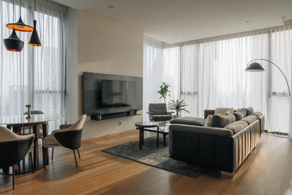 ♦ Nice Decoration ♦ ชั้น 15+ 90.62 ตร.ม. | 2 ห้องนอน 2 ห้องน้ำ | คอนโดใกล้ BTS ทองหล่อ 190 ม., เมเจอร์ ซีนีเพล็กซ์ สุขุมวิท 550 ม. – รูปที่ 3