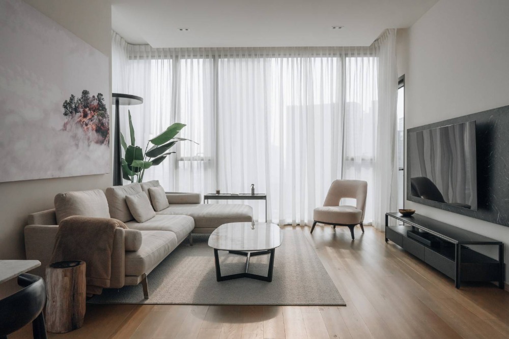 ❖ Nice Decoration ❖ ชั้น 20+ 90.62 ตร.ม. | 2 ห้องนอน 2 ห้องน้ำ | คอนโดใกล้ BTS ทองหล่อ 190 ม., เมเจอร์ ซีนีเพล็กซ์ สุขุมวิท 550 ม. – รูปที่ 2