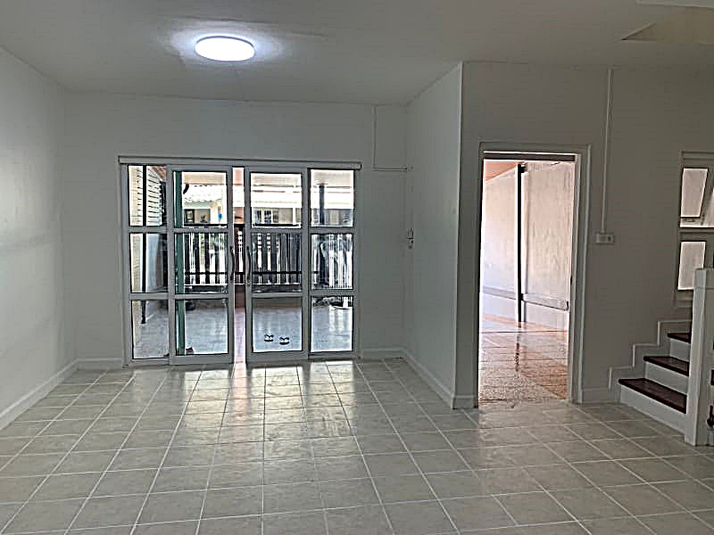 Townhouse for sale, Lam Luk Ka, Pathum Thani – รูปที่ 3