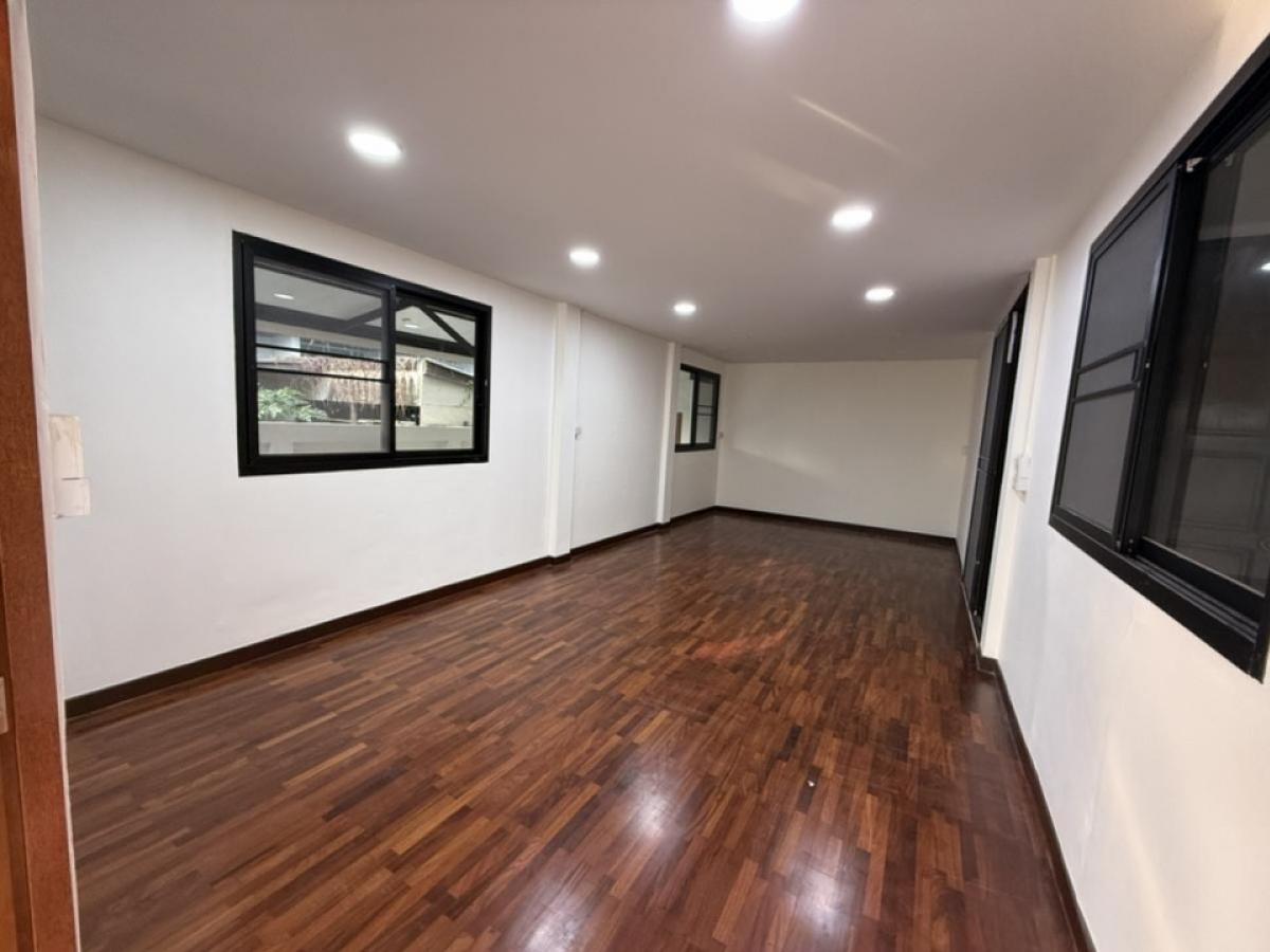🔥🔥29245🔥🔥Single house for rent, Chokchai 4 🌐LINE ID : @fastforrentcondo – รูปที่ 4