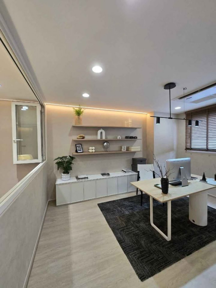 ให้เช่า ทาวน์โฮม Nue Verse กรุงเทพกรีฑา 3 นอน เพดานสูง ติดตั้ง Solar Cell – รูปที่ 4