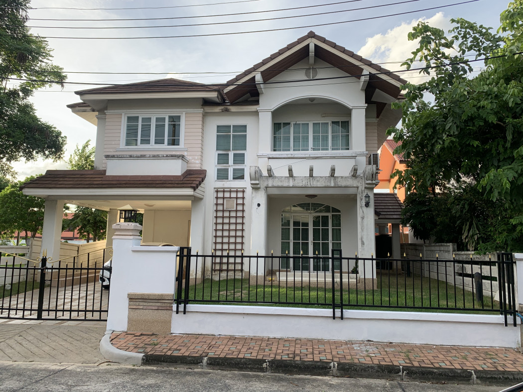 Single house for sale, Lam Luk Ka, Khlong 5, Baan Phatra Wongwaen, usable area 220 sq m, size 53.9 sq wa, ready to move in
