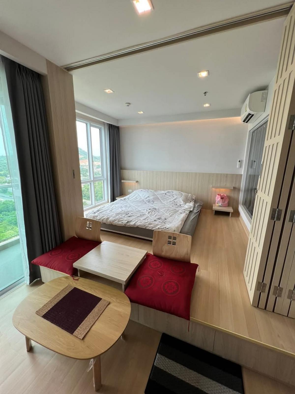How to stay in a condo in Sriracha like staying in a hotel by the sea. Condo for rent, Yuu Sriracha by Nusasiri, very beautiful in Sriracha, Chonburi. Amazing sea view with mountain view. Monthly contract 1 year** Special room with furniture 15,000 baht * How to stay in a condo in Sriracha like staying in a hotel by the sea. Condo for rent, Yuu Sriracha by Nusasiri, very beautiful in Sriracha, Chonburi. Amazing sea view with mountain view. Monthly contract 1 year** Special room with furniture 15,000 baht *
