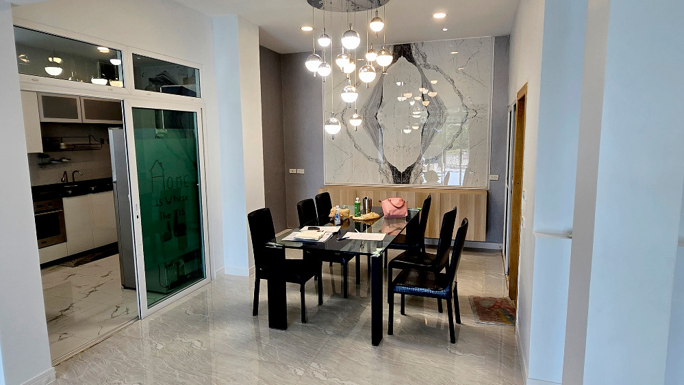 ทาวน์โฮม 3 ชั้น กว่า 380 ตรม. Nirvana Park Sukhumvit 77 – รูปที่ 3