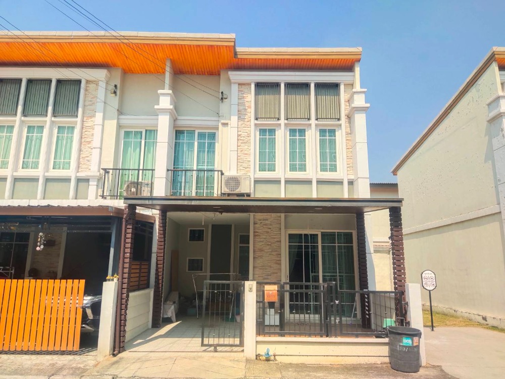 ขายทาวน์โฮม 2 ชั้น กลางเมืองนนทบุรี สไตล์โมเดิร์น สวย พร้อมอยู่ หมู่บ้านโกลเด้นทาวน์ วงศ์สว่าง-รัชดา ขายทาวน์โฮม 2 ชั้น กลางเมืองนนทบุรี สไตล์โมเดิร์น สวย พร้อมอยู่ หมู่บ้านโกลเด้นทาวน์ วงศ์สว่าง-รัชดา