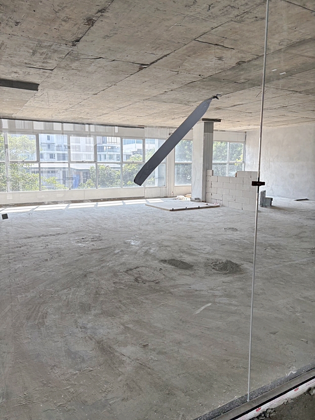 Space For Rent at Prime Phrom Phong among Community and Residence Space For Rent at Prime Phrom Phong among Community and Residence
