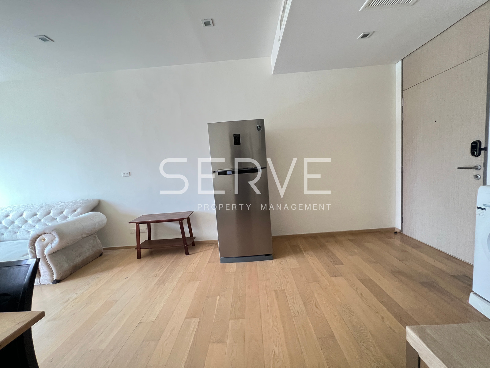 1 Bed Large Room with Bathtub City View Fully furnished Good Location Close To BTS Ari Station @ Noble Reform 1 Bed Large Room with Bathtub City View Fully furnished Good Location Close To BTS Ari Station @ Noble Reform