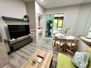 5.3 MB 1 Bed Unit Fully FurNished Good Location Close To BTS Ari Station @ Centric Ari Station