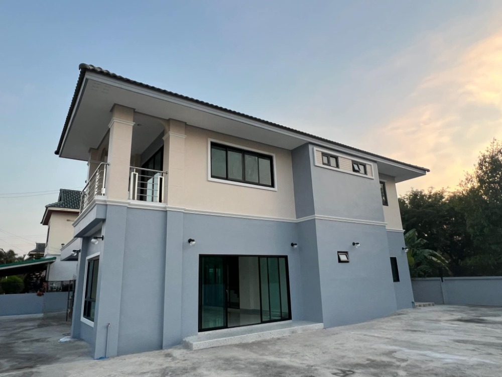 🔥ขายด่วน🔥 บ้านหลังใหญ่ 2 ชั้น 110 ตรวา. ใจกลางเมืองระยอง เหมาะสำหรับการพักผ่อน 🔥ขายด่วน🔥 บ้านหลังใหญ่ 2 ชั้น 110 ตรวา. ใจกลางเมืองระยอง เหมาะสำหรับการพักผ่อน