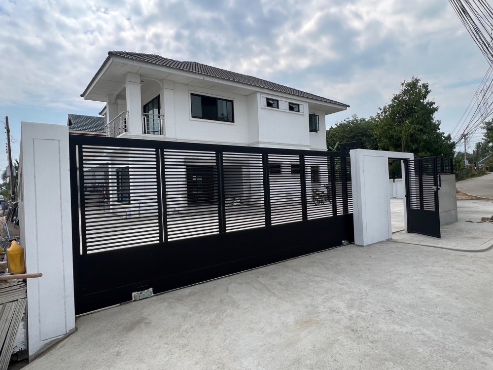 🔥ขายด่วน🔥 บ้านหลังใหญ่ 2 ชั้น 110 ตรวา. ใจกลางเมืองระยอง เหมาะสำหรับการพักผ่อน – รูปที่ 2