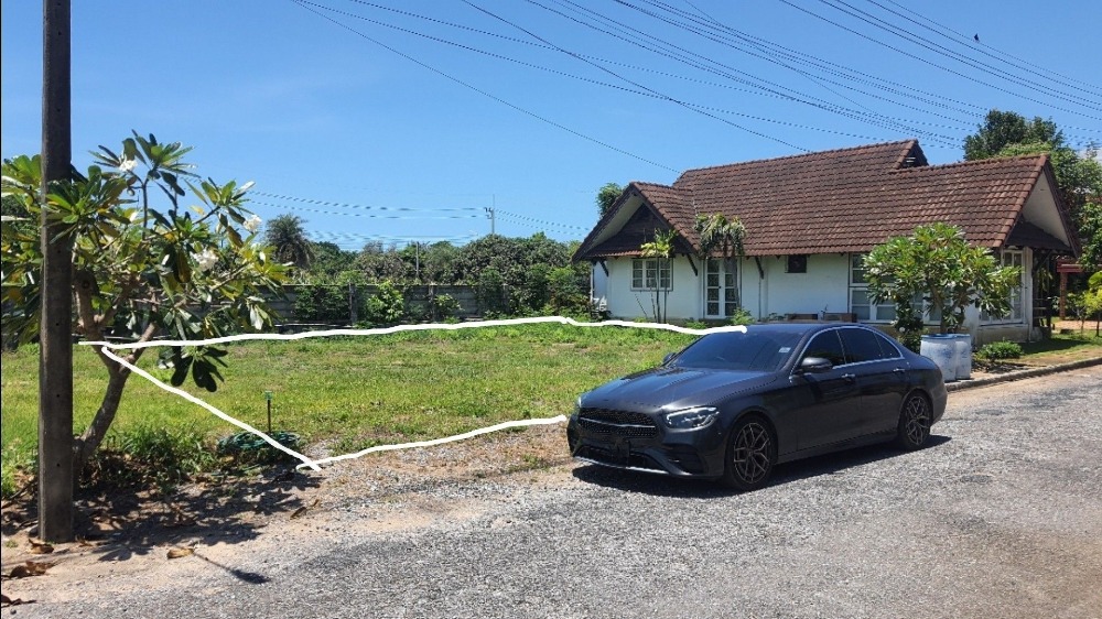 Urgent sale of vacant land, Ekkhenok Village, Mae Ramphueng Beach, Tapong Subdistrict, Mueang District, Rayong Province Urgent sale of vacant land, Ekkhenok Village, Mae Ramphueng Beach, Tapong Subdistrict, Mueang District, Rayong Province