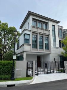 ♦ Prime Location ♦ บ้านเดี่ยว 3 ชั้น หลังมุม | 50.40 ตร.ว., 245.00 ตร.ม., 4 ห้องนอน | ใกล้ สวนหลวง ร.9 7 นาที, โรงพยาบาลสินแพทย์ 9 นาที, ซีคอนสแควร์​ ศรีนครินทร์ 11 นาที