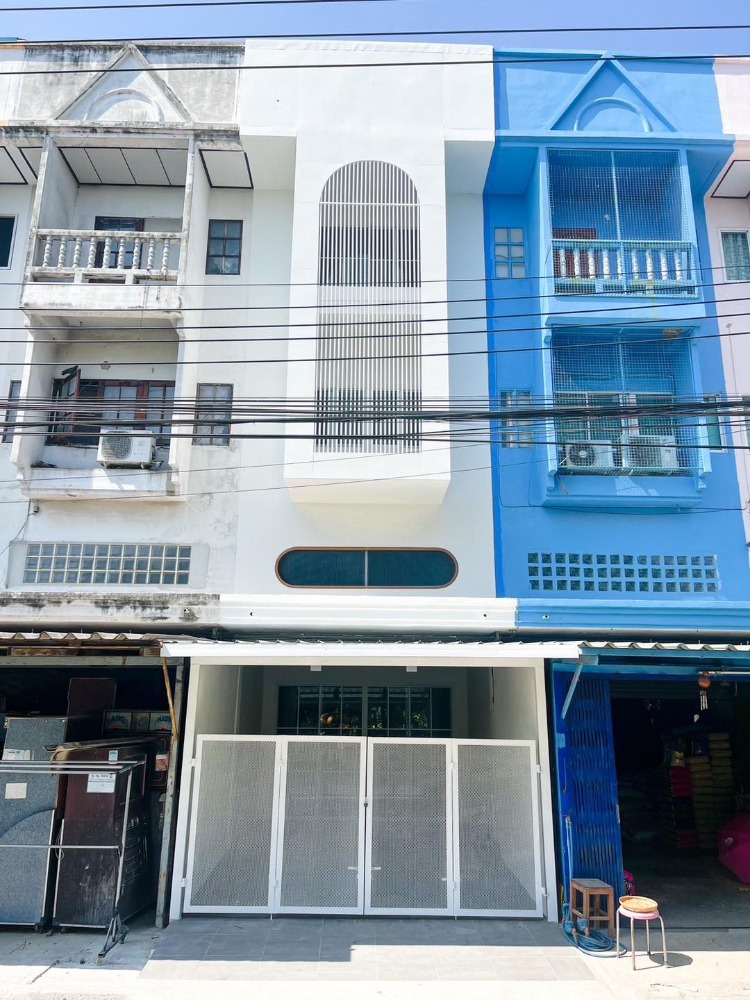 ขาย ทาวน์เฮ้าส์ 3 ชั้นครึ่ง 19 ตร.ว. หมู่บ้านพิมลราช บางบัวทอง นนทบุรี ขาย ทาวน์เฮ้าส์ 3 ชั้นครึ่ง 19 ตร.ว. หมู่บ้านพิมลราช บางบัวทอง นนทบุรี