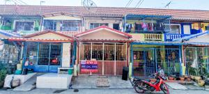 "### 🌟 **Selling a 2-storey townhouse, Im-Amporn 10 project, good location, good investment price! Krathum Baen, Samut Sakhon ** 🌟