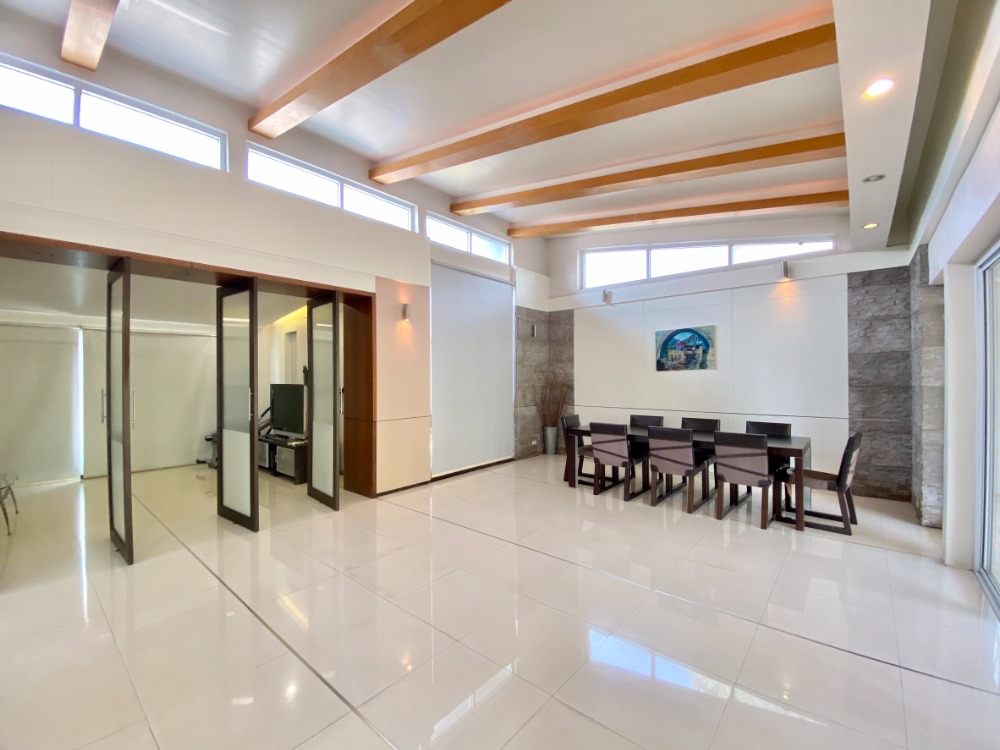 🔥Selling a 2-storey detached house, 223 sq m, with a garden behind the house (Sarin Park Rangsit-Khlong 5)