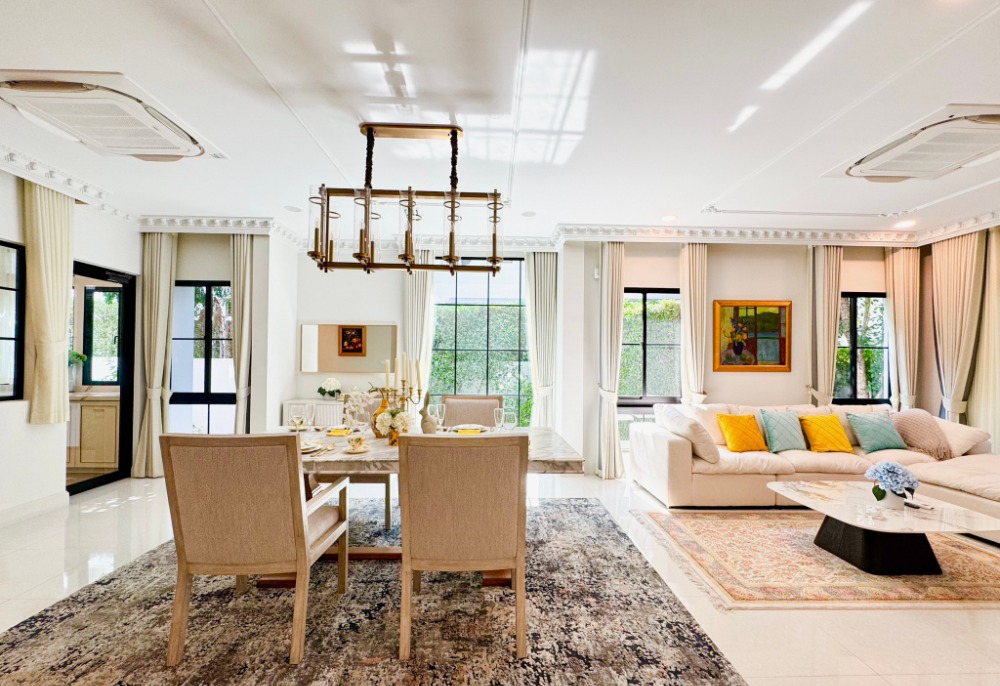 ♦ Le baron style ♦ detached house 2 storey 107.00 sq.w., 302.00 sq.m. | 4 Beds 5 Baths | near Little Walk 8 mins, Market Place Krungthepkreetha 10 mins, Brighton International School 13 mins ♦ Le baron style ♦ detached house 2 storey 107.00 sq.w., 302.00 sq.m. | 4 Beds 5 Baths | near Little Walk 8 mins, Market Place Krungthepkreetha 10 mins, Brighton International School 13 mins