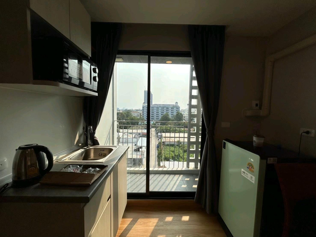 📍ห้องว่างพร้อมเข้าอยู่ทำเลดี เดินทางสะดวก ติดถนนศรีนครินทร์ ใกล้รถไฟฟ้าสายสีเหลือง – รูปที่ 2