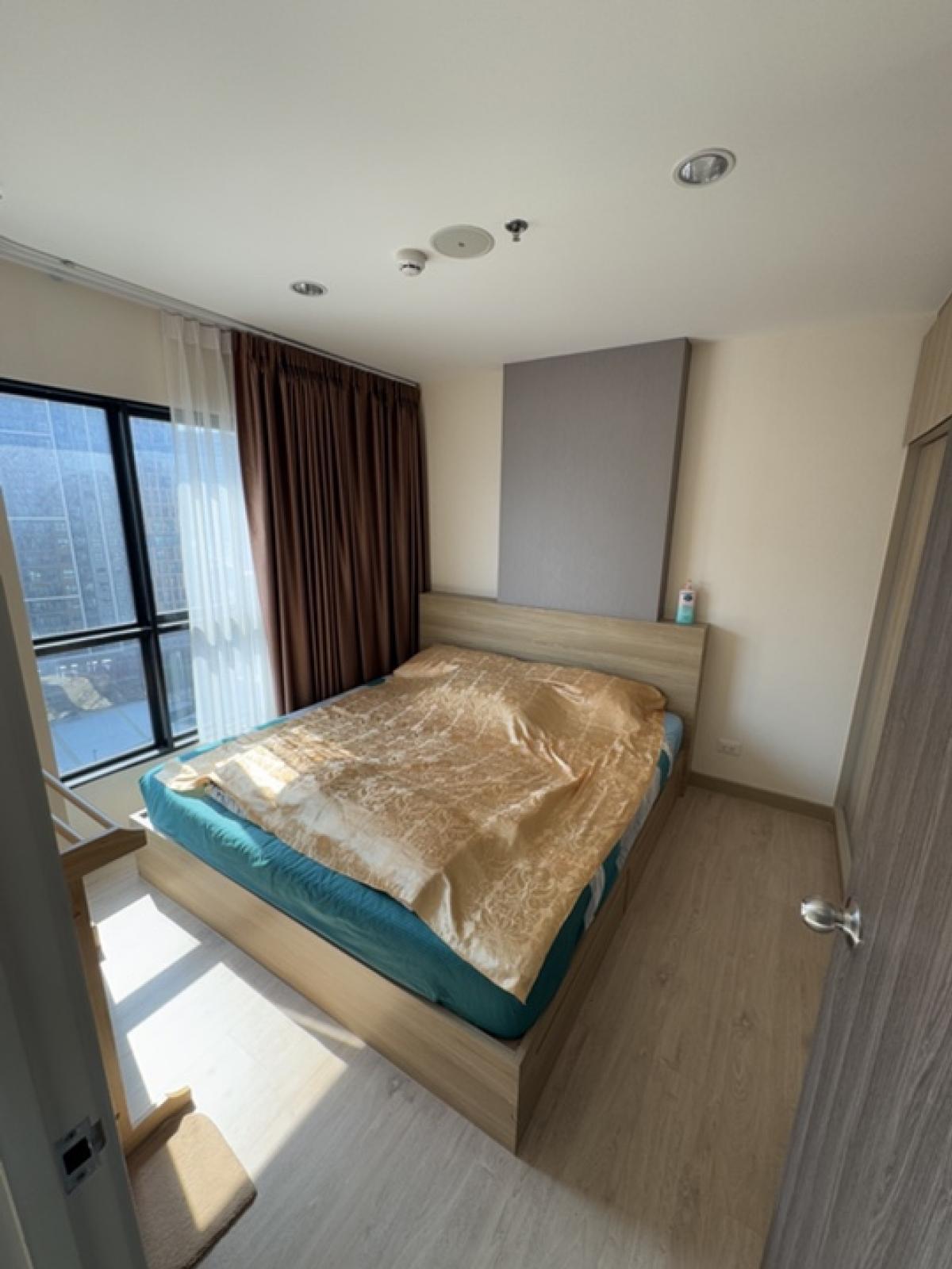 Condo for sale, Thana Astoria Pinklao, near MRT Bang Yi Khan, only 170 m. Built in, ready to move in Condo for sale, Thana Astoria Pinklao, near MRT Bang Yi Khan, only 170 m. Built in, ready to move in