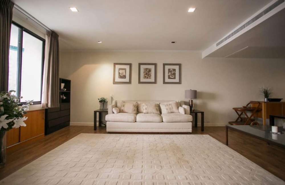 ♦ Nice Decoration ♦ ชั้น 15+, 185.00 ตร.ม. | 2 ห้องนอน 3 ห้องน้ำ ตกแต่งครบ พร้อมเข้าอยู่ | คอนโด ใกล้ MRT สุขุมวิท 2 นาที, BTS อโศก 2 นาที, มศว. 4 นาที, เทอร์มินอล21​ 5 นาที – รูปที่ 3