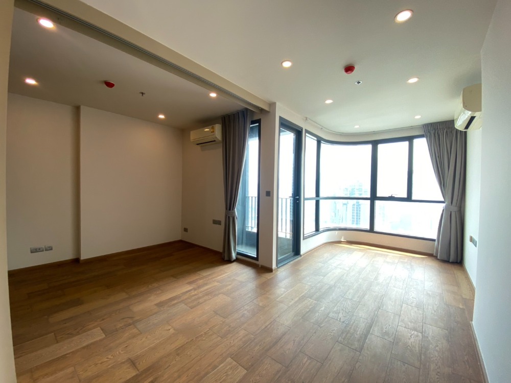 Sell new rooms, Condo Qidlom - Phetchaburi Q Chidlom - Phetchaburi, near Central World Central Chidlom is about 700 meters or only 10 minutes walk. Sell new rooms, Condo Qidlom - Phetchaburi Q Chidlom - Phetchaburi, near Central World Central Chidlom is about 700 meters or only 10 minutes walk.
