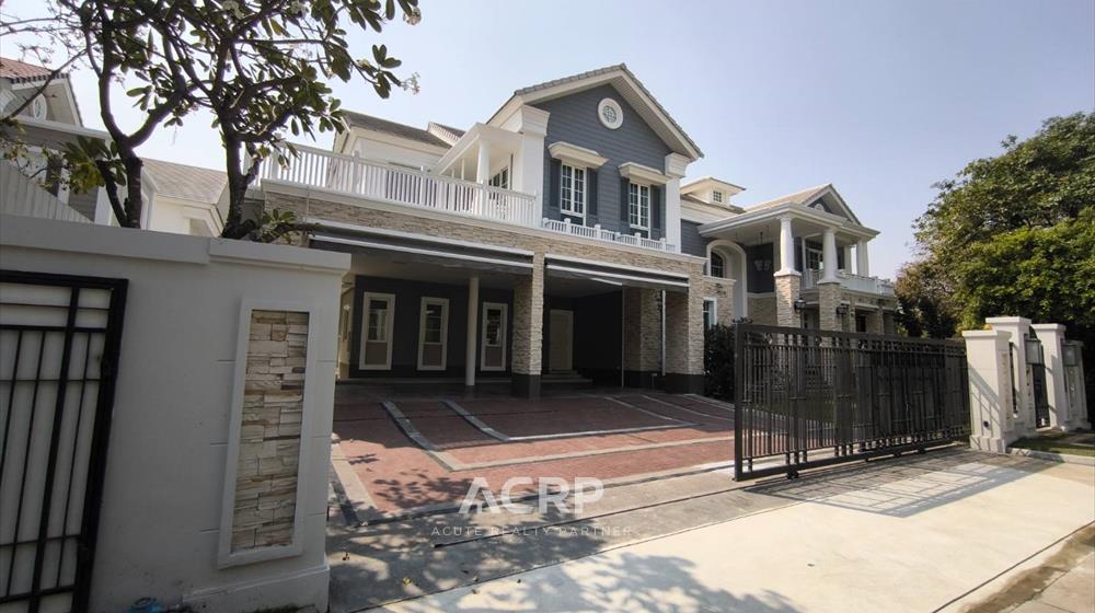 Don't miss this great opportunity! Detached house for sale at Narasiri Bangna, conveniently located