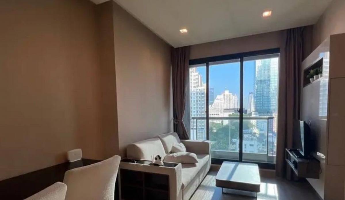 [E0072] The address sathorn 7.6MB