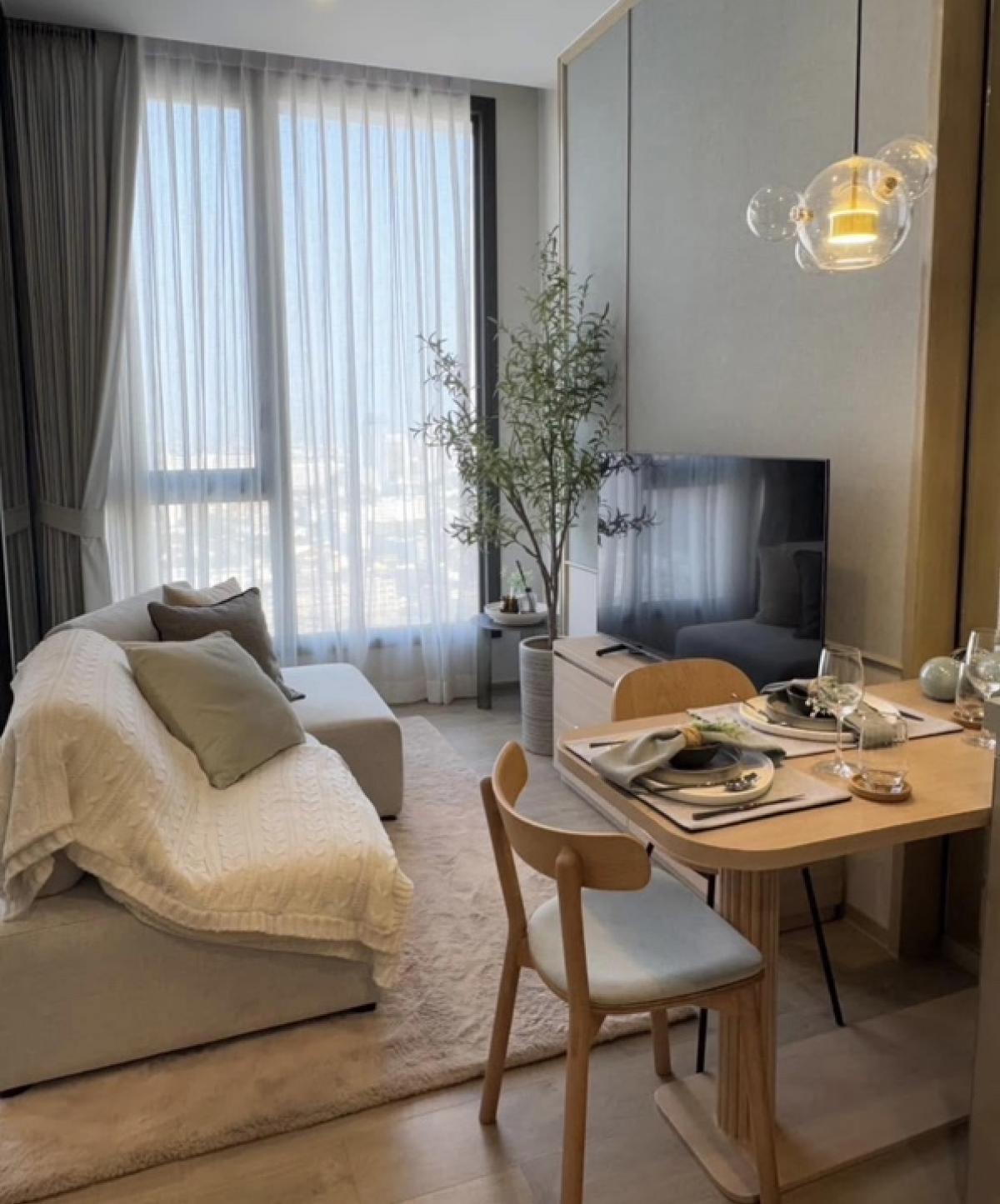 ⭐️ (A0120) For Rent 🏢The Crest Park Residences 1 Bedroom 1 Bathroom30K Per Month