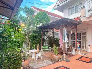 Parkway Chalet Ramkhamhaeng / 3 Bedrooms (Sale), Parkway Chalet Ramkhamhaeng / 3 Bedrooms (SALE) Dear092