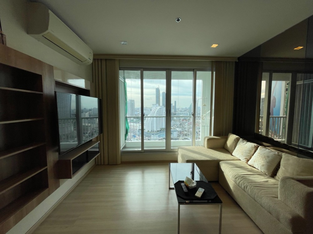 -Rhythm Sathorn ขายด่วน 2 ห้องนอน วิวแม่น้ำ เพียง 11 ล้านเท่านั้น สอบถามได้ครับ