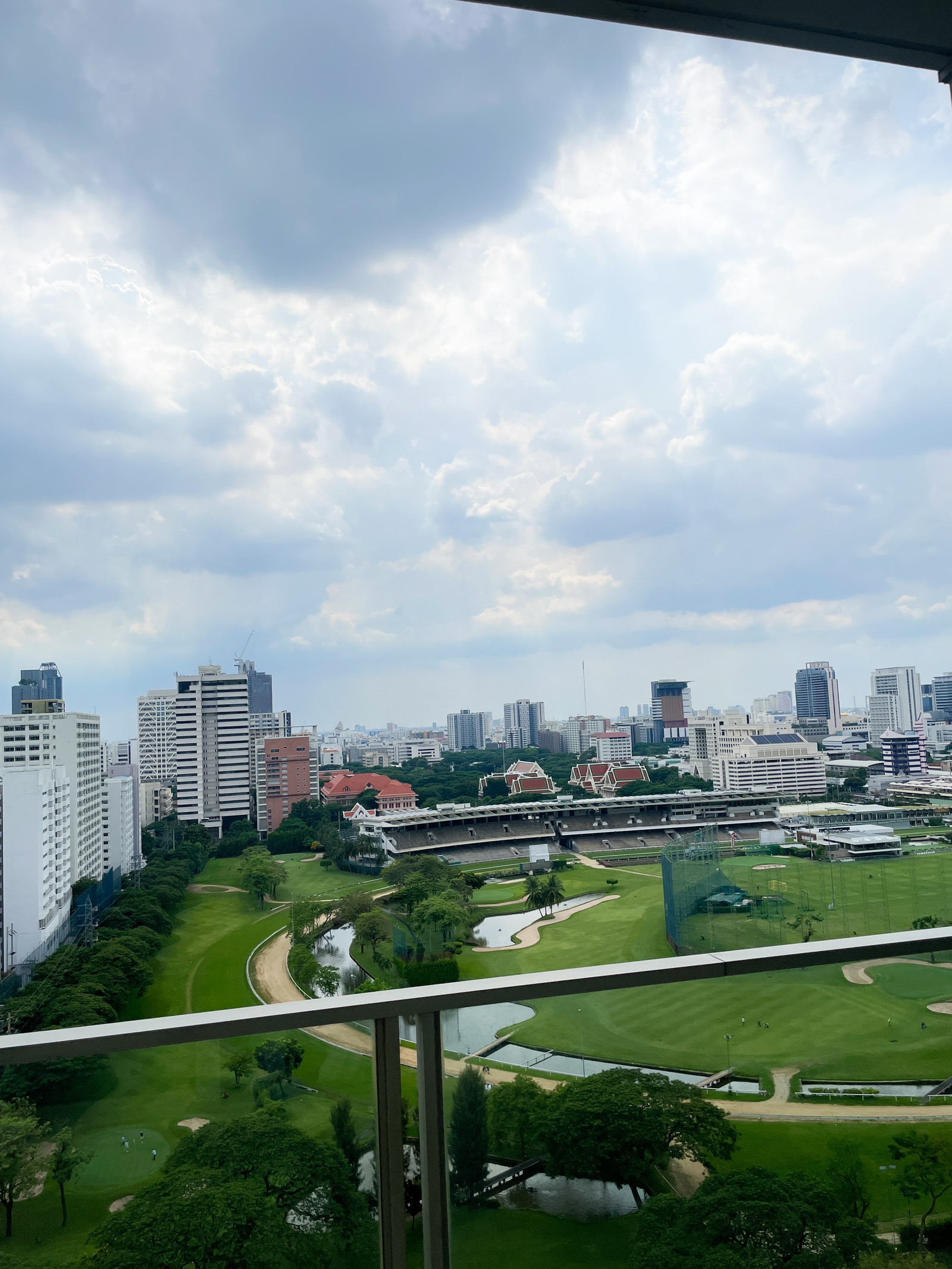 TopPick! วิวฝั่ง RBSC คุ้มค่าที่สุด ใกล้ BTS ราชดำริ / 185 Rajadamri / 2 Bed 2 Bath 108 sq.m. Call 0937890899 TopPick! วิวฝั่ง RBSC คุ้มค่าที่สุด ใกล้ BTS ราชดำริ / 185 Rajadamri / 2 Bed 2 Bath 108 sq.m. Call 0937890899