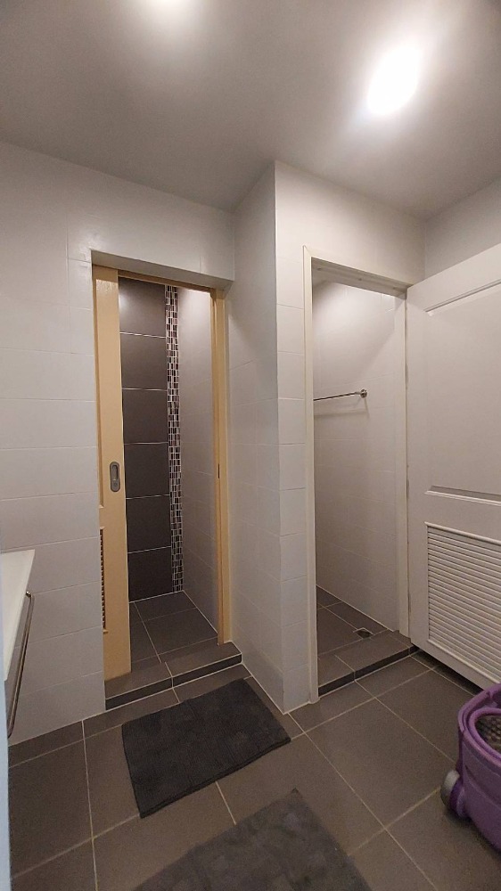 ห้องใหญ่มาก ขายคอนโด แชมเบอร์ส (CHAMBERS) รามอินทรา ห้องพร้อมอยู่เฟอร์ครบ วิวสระว่ายน้ำ ห้องใหญ่สภาพดีมากกก – รูปที่ 4