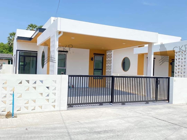 Single house, Iris Home, Thong Khung-Sukprayoon, beautiful house, near many shopping malls, convenient transportation.
