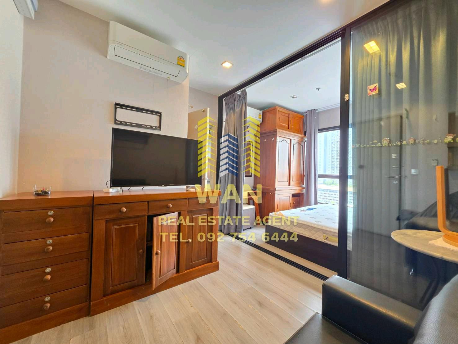 For rent Politan Rive, 12th floor, size 25 sqm. Complete with cheap price.