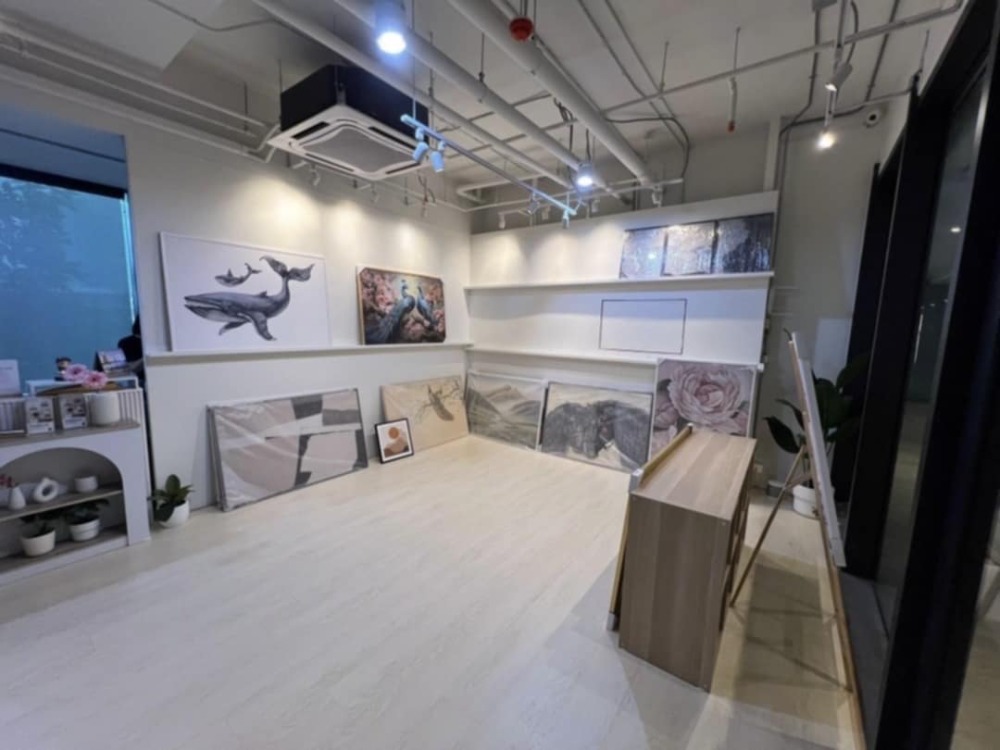 For sale: Artisan Ratchada (near MRT Thailand Cultural Center), commercial zone, area 34 sq m. For sale: Artisan Ratchada (near MRT Thailand Cultural Center), commercial zone, area 34 sq m.