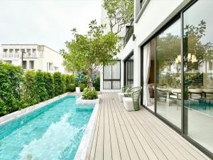 😻🏡AERIE ศรีนครินทร์-กรุงเทพกรีฑา แบบ LEXINGTON พื้นที่ใช้สอย 390 sq.m.4bed5bath4parking 𝟎𝟔𝟒-𝟕𝟗𝟒𝟒𝟐𝟔𝟑(คุณน้ำ)