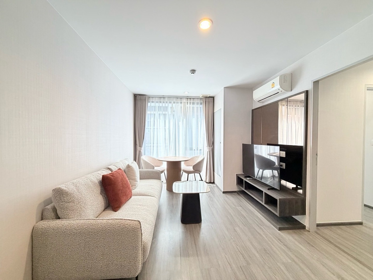 จองด่วน ห้องใหม่ ให้เช่า 1 ห้องนอน 35 ตรม Ideo Mobi Sukhumvit 40 Fully Furnished พร้อมเข้าอยู่ โทร.062-339-3663 จองด่วน ห้องใหม่ ให้เช่า 1 ห้องนอน 35 ตรม Ideo Mobi Sukhumvit 40 Fully Furnished พร้อมเข้าอยู่ โทร.062-339-3663