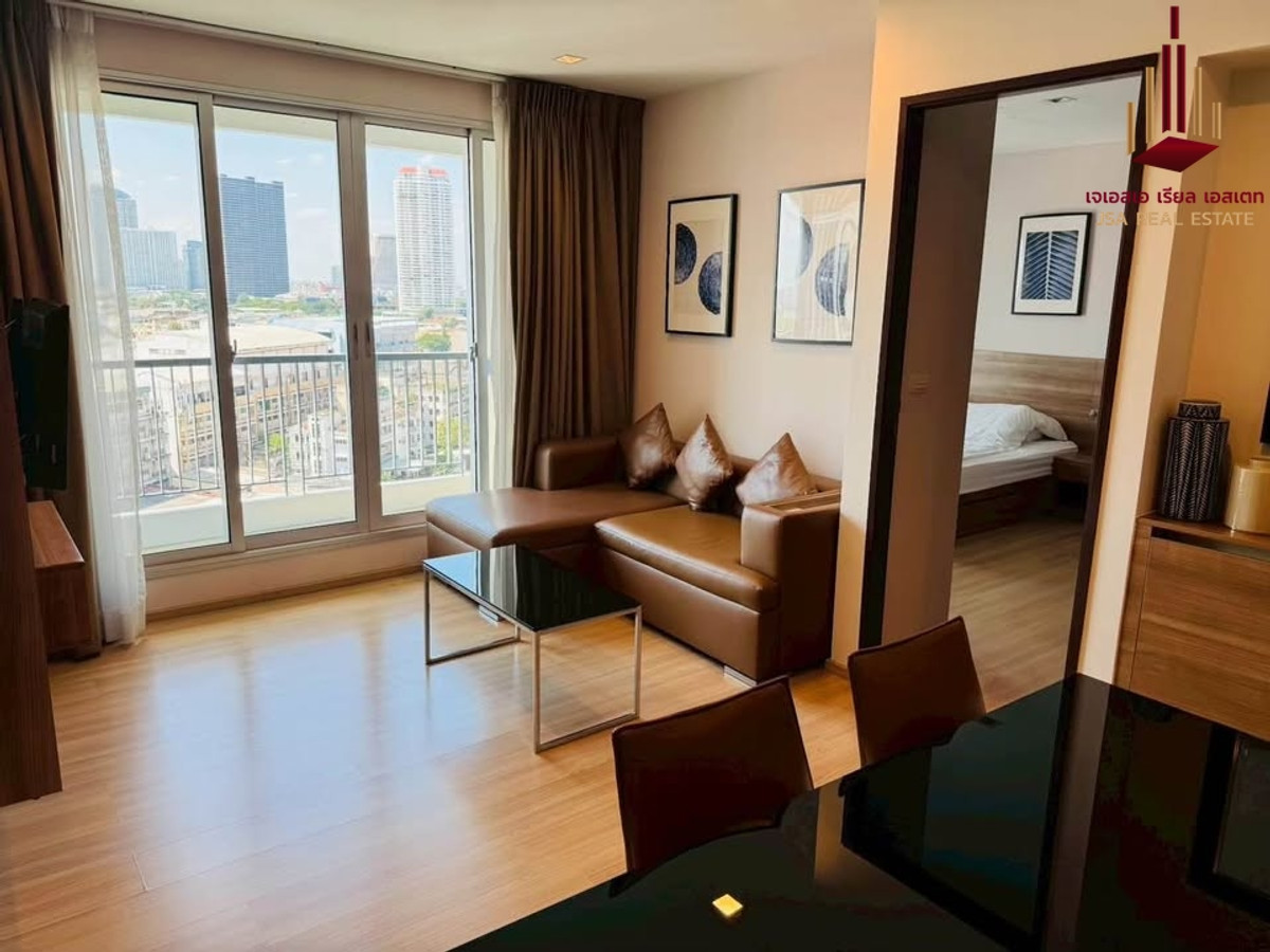 ✨ For Rent: Rhythm Sathorn Condo ✨  💰 Only 35,000 THB/month