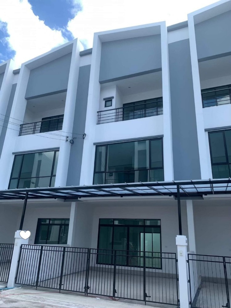 𝗖𝗢𝗥𝗗𝗜𝗭 อุดมสุข บ้านทาวน์โฮมหรู 3 ชั้น 𝗖𝗢𝗥𝗗𝗜𝗭 อุดมสุข บ้านทาวน์โฮมหรู 3 ชั้น