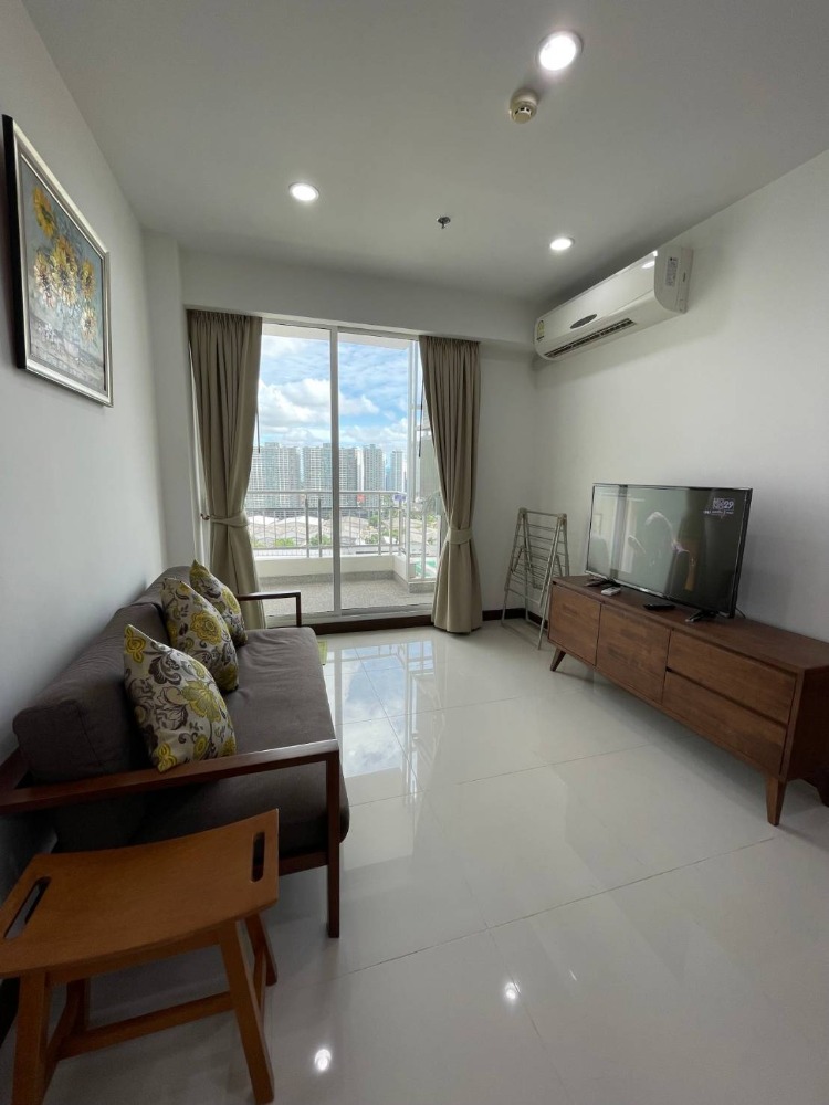 For Rent 1 Bed. There are many rooms to choose from. For Rent 1 Bed. There are many rooms to choose from.