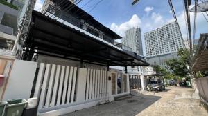 ให้เช่า ทาวน์เฮ้าส์ 5 ห้องนอน ในสุขุมวิท 26 เขตคลองเตย กรุงเทพฯ