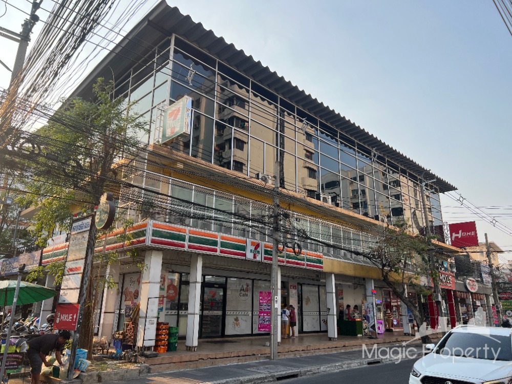 ขายอาคารพาณิชย์ ใน ซอยลาดพร้าว 122 (มหาดไทย) เขตวังทองหลาง กรุงเทพมหานคร