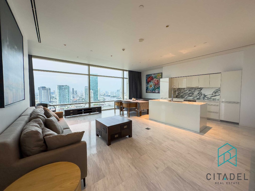 Four Seasons Private Residences - Luxury 2 Beds Condo for Rent!