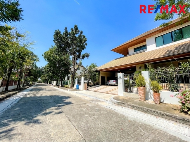 บ้านเดี่ยวหรูปัญญา รามอินทรา P.1 (Panya Ramintra) ใกล้สนามกอล์ฟปัญญาอินทรา พื้นที่ 243 ตร.ว พร้อมสวนและบ่อปลาคาร์ฟ เป็นสถานที่พักผ่อนสุดพิเศษ – รูปที่ 3
