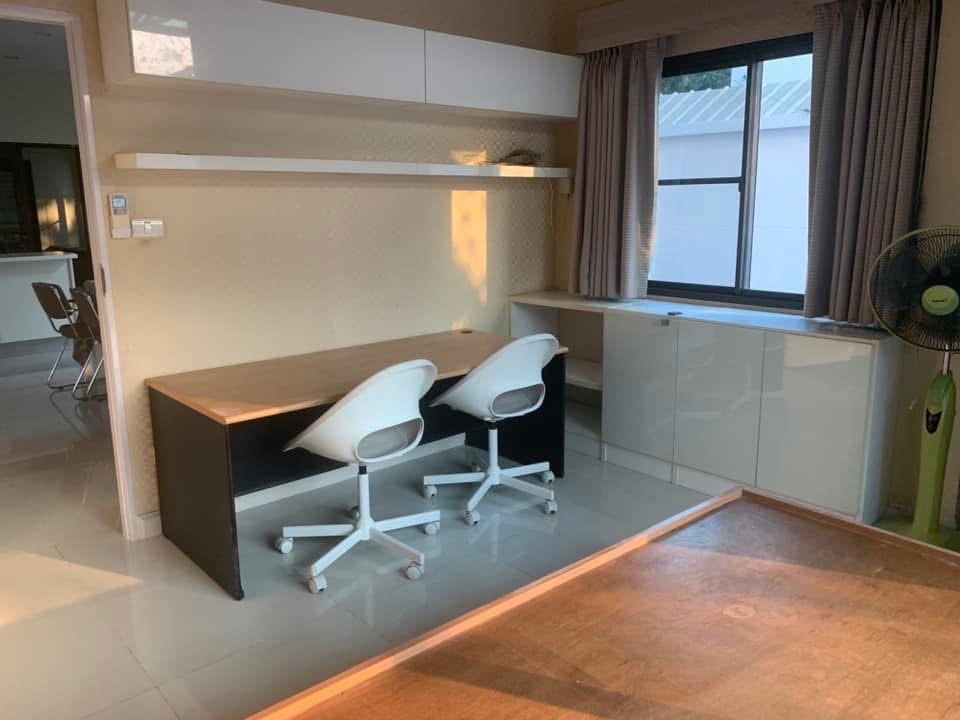 ให้เช่าบ้าน Perfect Place Masterpiece Sukhumvit ที่ดิน 95 ตร.ว 250 ตร.ม มี 4 นอน 4 น้ำ 1 แม่บ้าน ตกแต่งสวยเฟอร์ครบ พร้อมเข้าอยู่ เช่า 120,000บาท/เดือน ถ.อ่อนนุช-ลาดกระบัง – รูปที่ 2