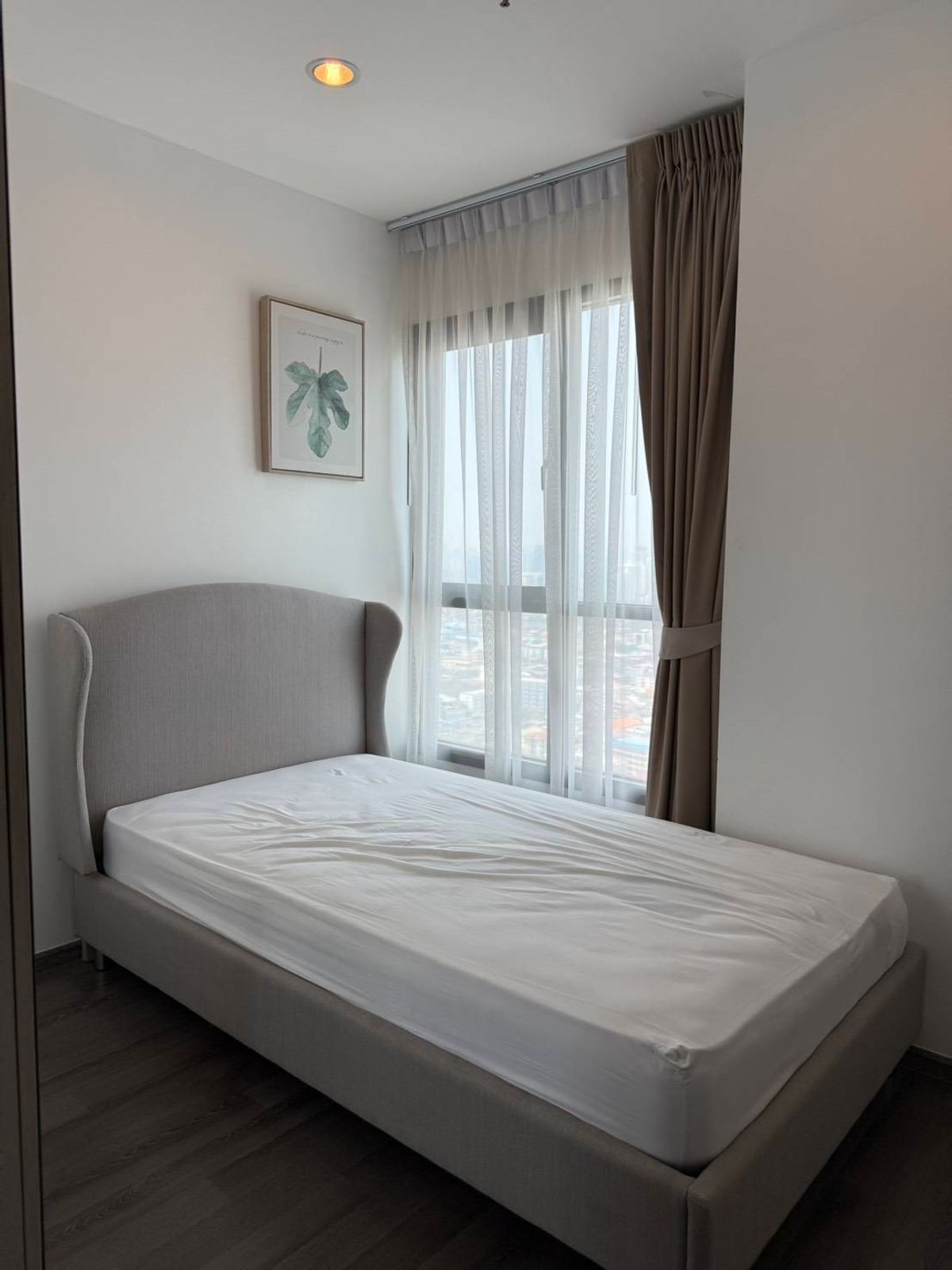 Rent 2 bedrooms, 1 bathroom, The Best Park West Park West, rent 30,000 baht.